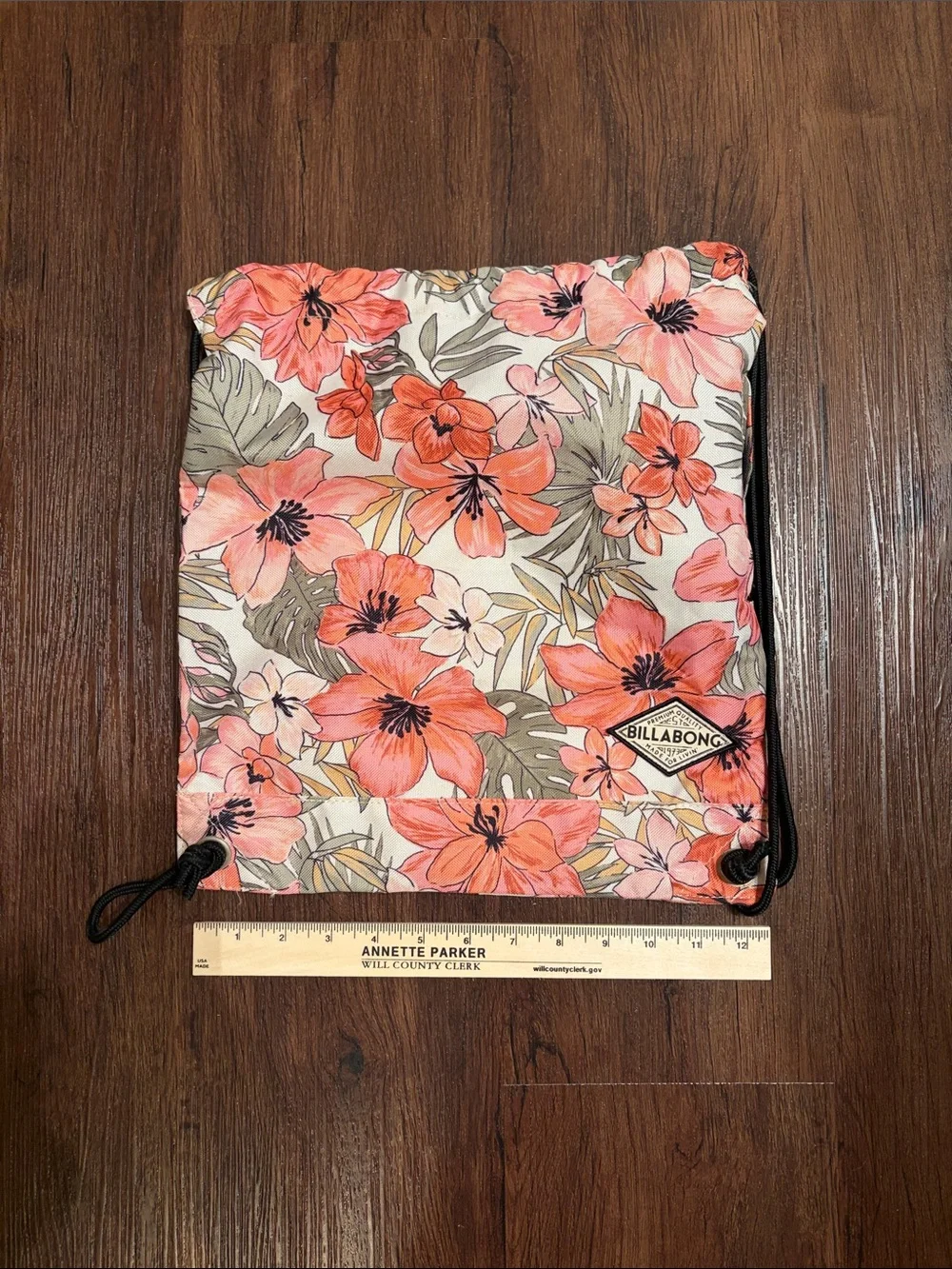Billabong sack backpack with zipped pocket floral like new
